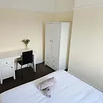 6-bed House - Fast Wifi, Self Check-in, Parking-ideal For Contractors And Work * Bristol