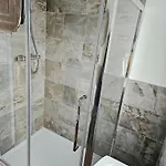 بيت للعطل 6-bed House - Fast Wifi, Self Check-in, Parking-ideal For Contractors And Work