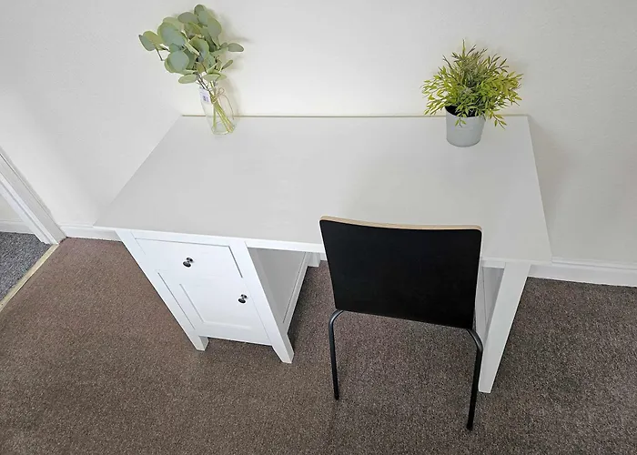 6-bed House - Fast Wifi, Self Check-in, Parking-ideal For Contractors And Work Bristol