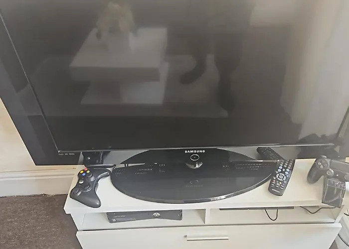 Tatil Evi 4-bed House - Fast Wifi, Self Check-in, Parking-ideal For Contractors And Work Bristol