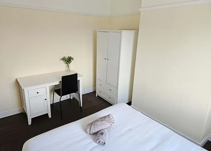 4-bed House - Fast Wifi, Self Check-in, Parking-ideal For Contractors And Work * 브리스틀