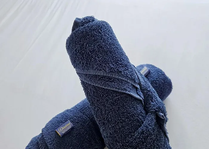 4-bed House - Fast Wifi, Self Check-in, Parking-ideal For Contractors And Work 펜션 *